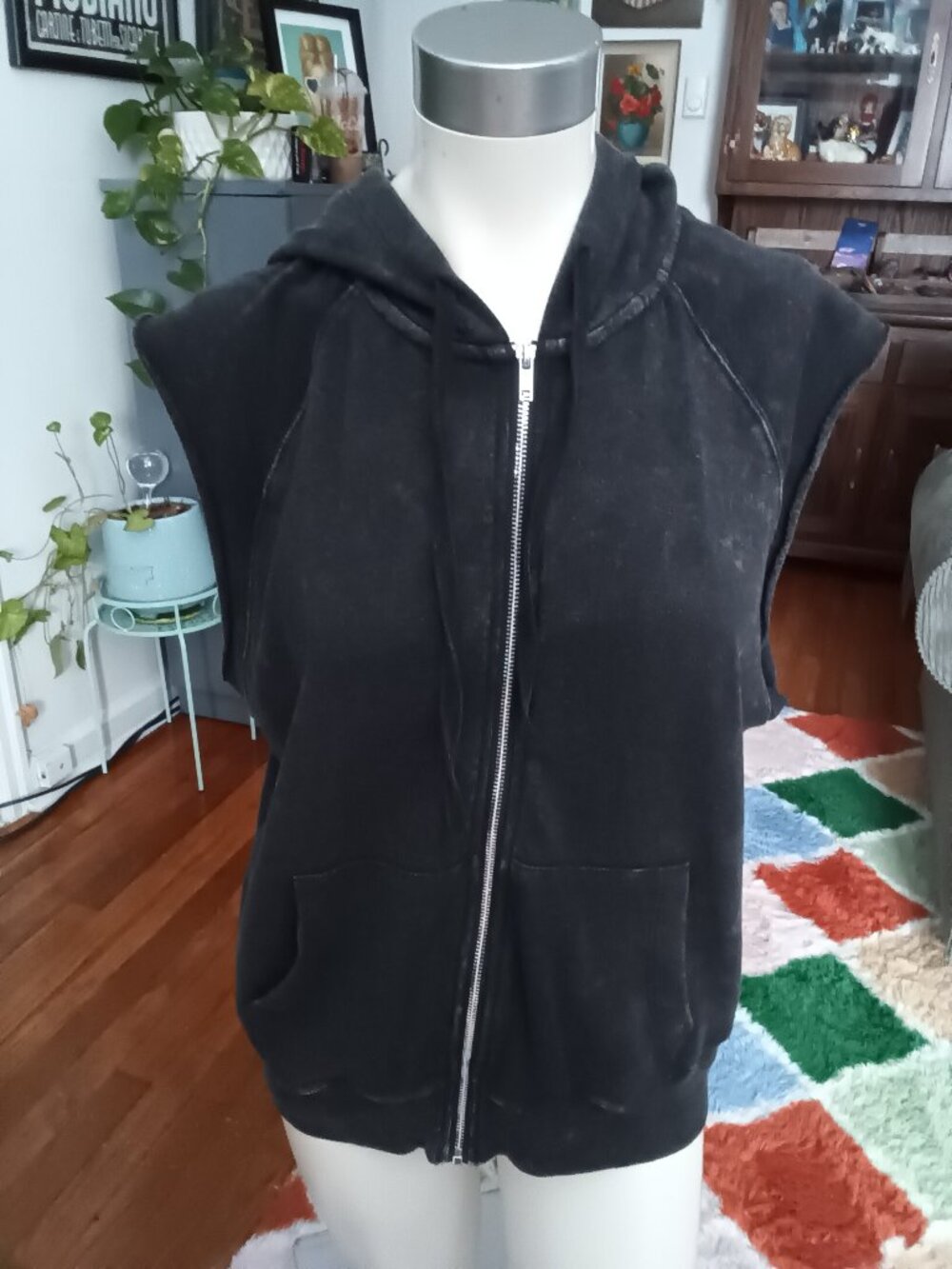 Stitch & Pine washed black sleeves hooded full zip sweatshirt, oversized small.
